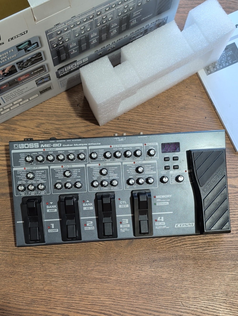 Boss ME-80 Guitar Multiple Effects Processor
